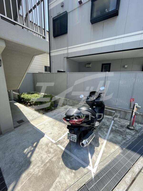 敷地内/建物