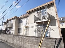 近鉄南大阪線 高田市駅 2階建 築43年の外観写真