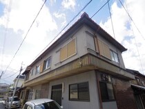 近鉄御所線 近鉄御所駅 2階建 築50年の外観写真