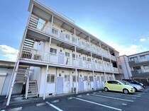 近鉄大阪線（近畿） 真菅駅 3階建 築45年の外観写真