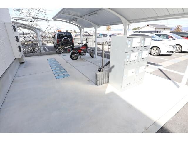 真菅駅 徒歩14分 2階の駐輪場