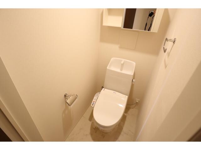 真菅駅 徒歩14分 2階のトイレ