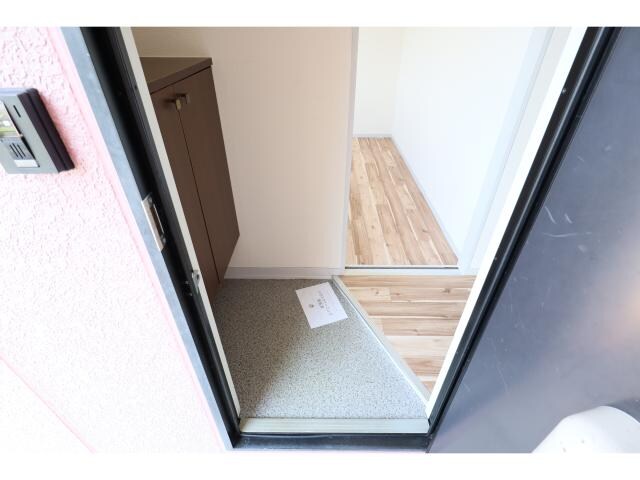 桜井駅 徒歩23分 2階の玄関周り