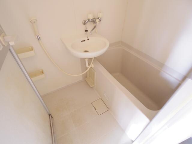 桜井駅 徒歩5分 2階のバス