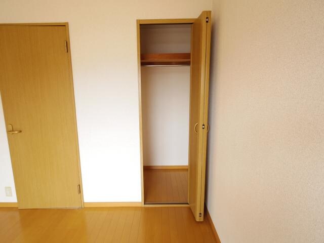 桜井駅 徒歩5分 2階の収納