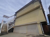 近鉄大阪線（近畿） 桜井駅 3階建 築40年の外観写真