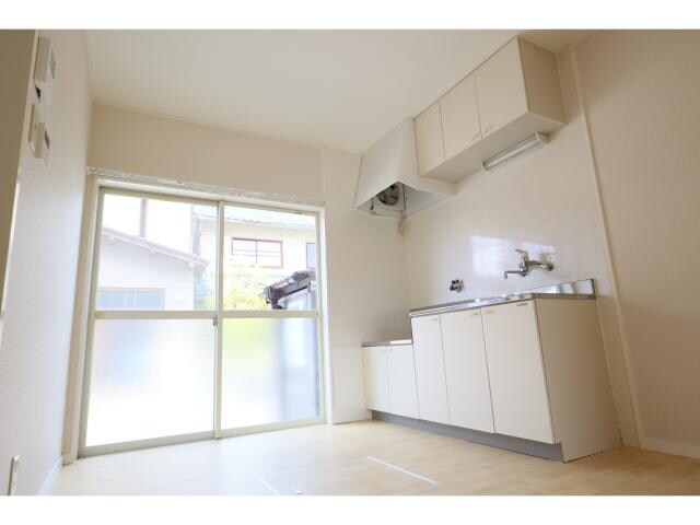 桜井駅 徒歩15分 1階のキッチン