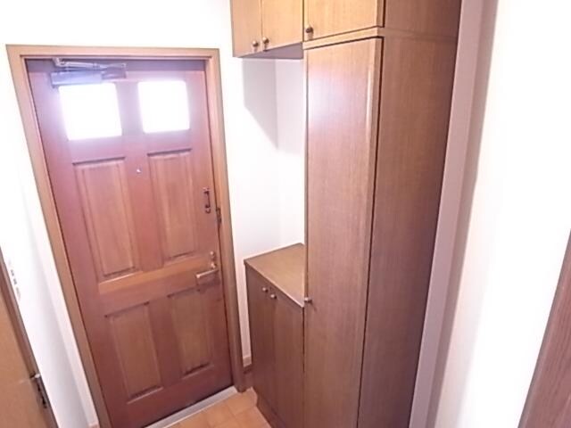 大福駅 徒歩10分 1階の玄関周り