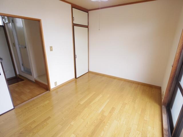 前栽駅 徒歩1分 2階の居室