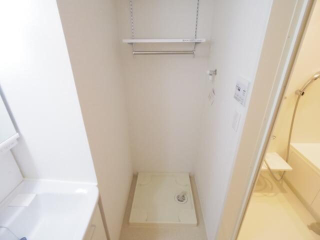 物件内観写真26　(室内洗濯機置場)