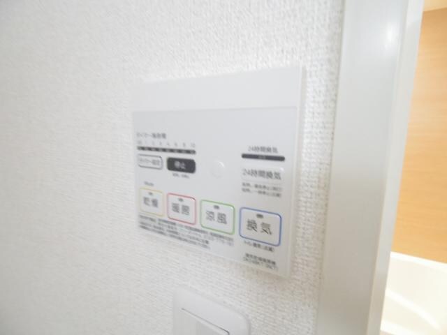 物件内観写真30　(浴室乾燥機)