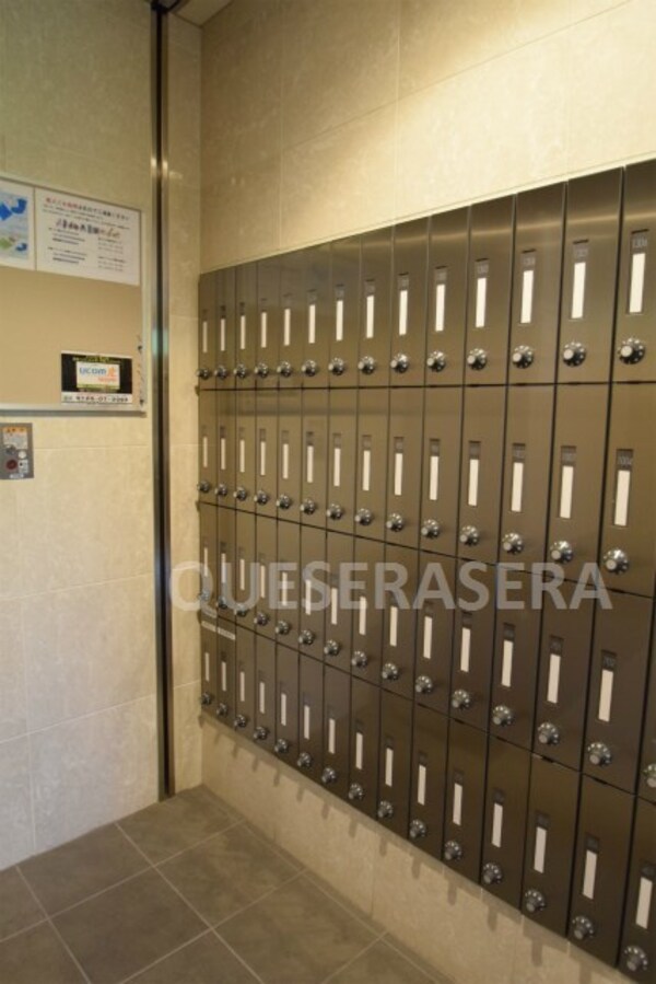 敷地内/建物