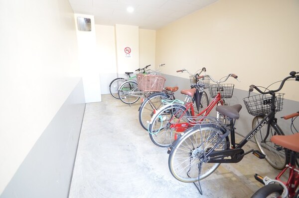 敷地内/建物