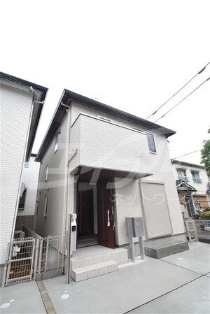 旭区赤川4丁目貸家C棟外観写真