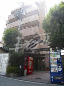 フロンティア21の外観写真