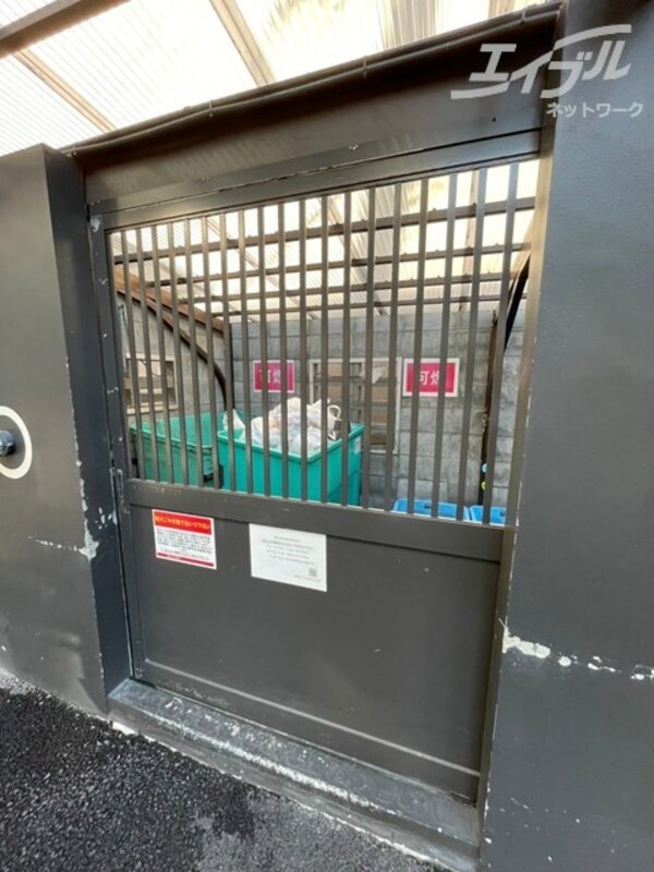 敷地内/建物