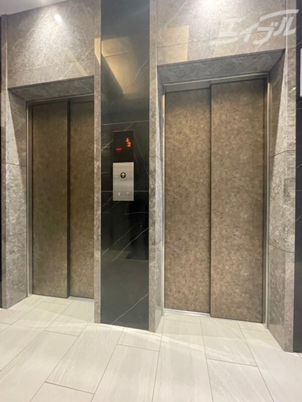 敷地内/建物