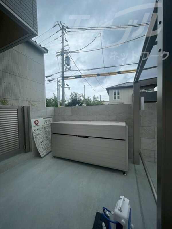 敷地内/建物