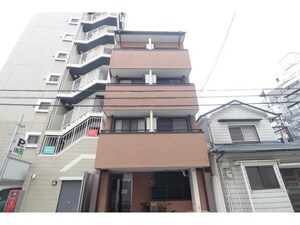 キオズ梅田ウエスト外観写真