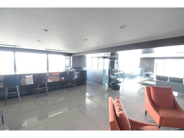 物件外観写真8　(41階スカイラウンジ)