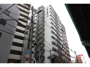 アドバンス西梅田ラシュレ外観写真