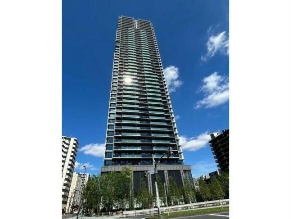 シエリアタワー大阪堀江の物件外観写真