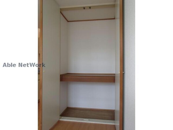 収納(※同物件別部屋の写真です。)