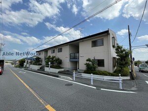 イーストヒル白鳥外観写真