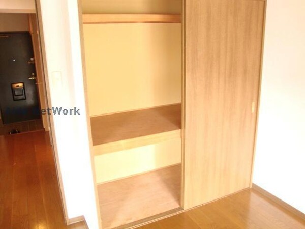 収納(※同一建物、他部屋の写真です。)