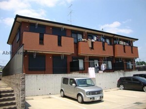 ロイヤルモネット外観写真