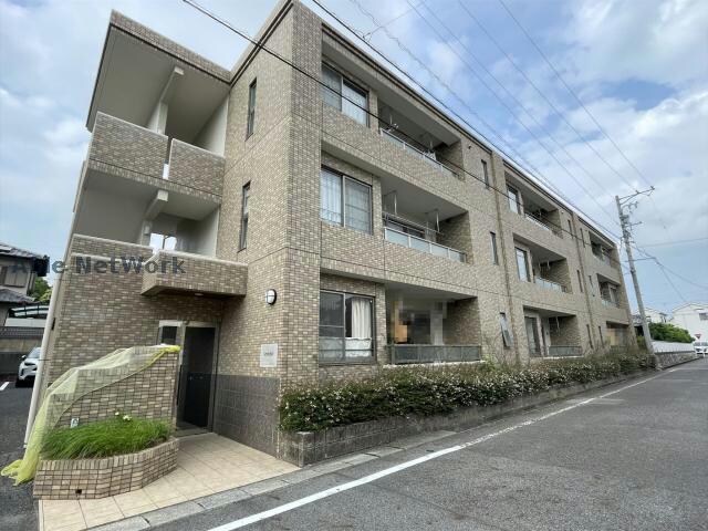 ルミエール園原の物件外観写真