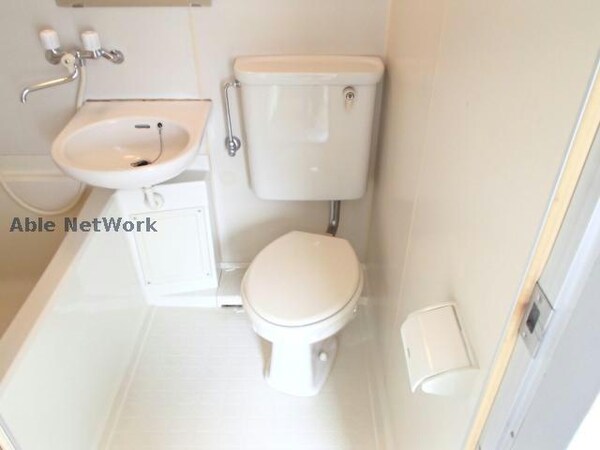 トイレ(※同物件別部屋の写真です。)