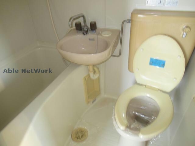 物件内観写真16　(ビジネスホテル感のあるバス)