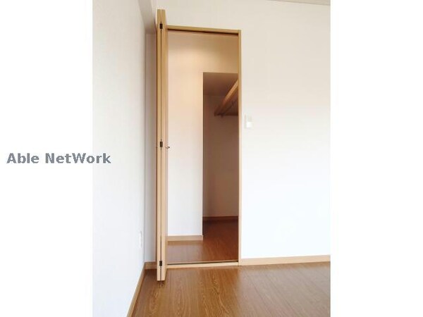 収納(※同物件別部屋の写真です。)