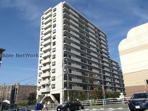 日進パーク・マンション外観写真
