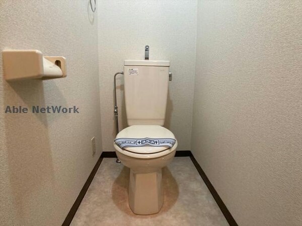 トイレ(※同物件別部屋の写真です。)
