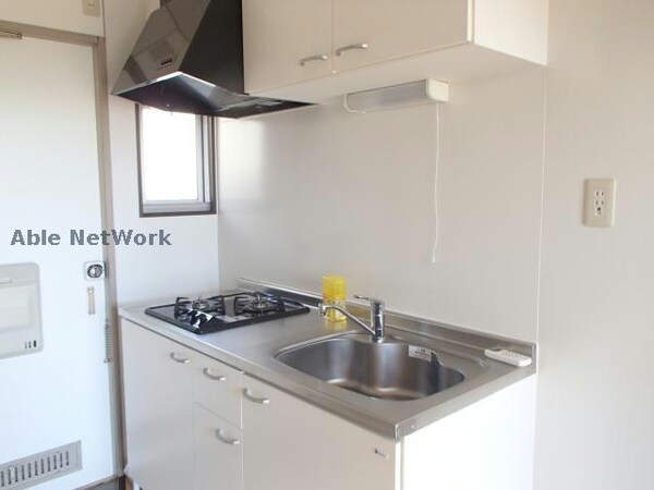 キッチン(※同一建物、他部屋の写真です。)