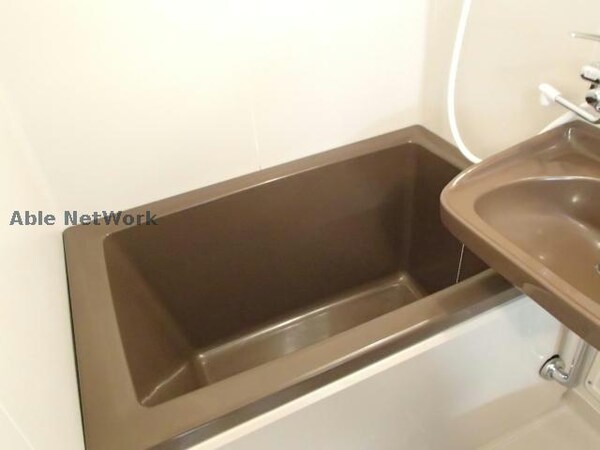 バス／シャワールーム等(※同一建物、他部屋の写真です。)