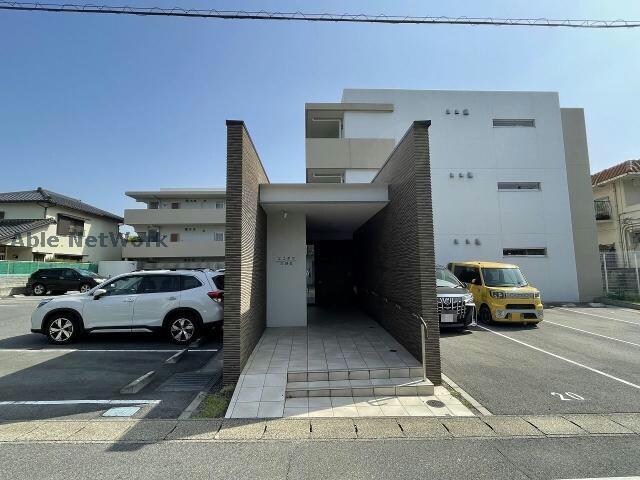 エスポア三好Ⅱの物件外観写真