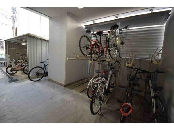 駐輪場