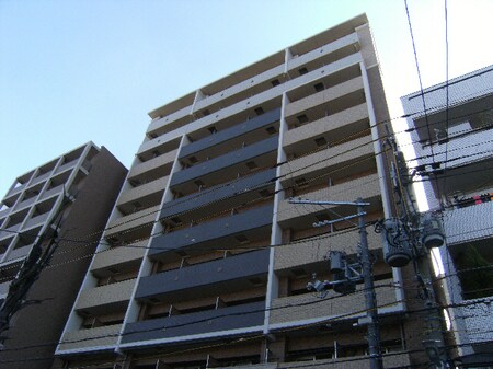プレサンス上町台　東平外観写真