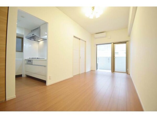 リビングダイニング