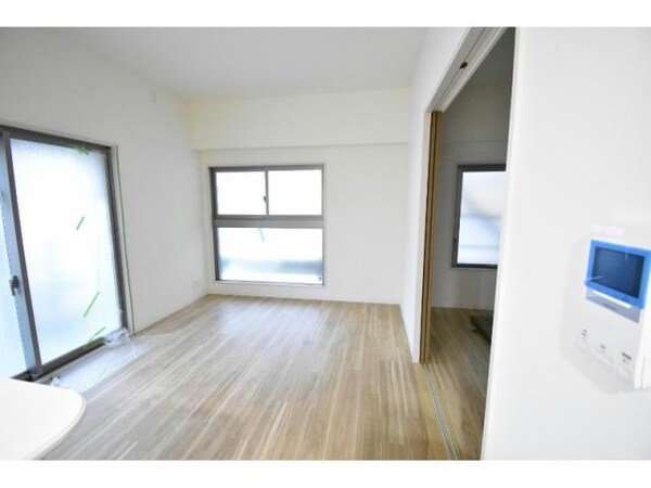 リビングダイニング