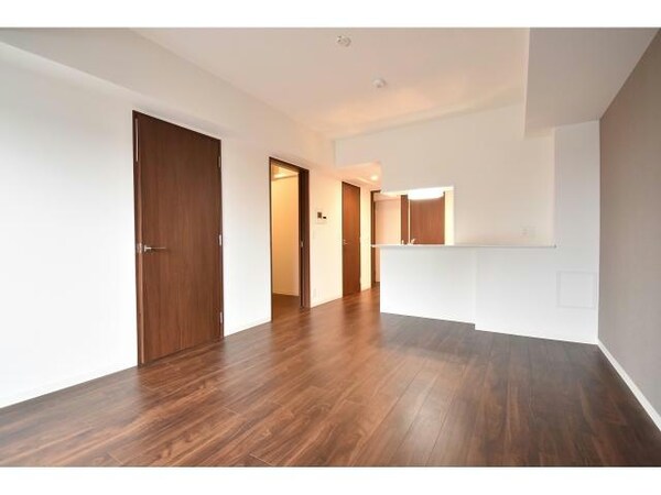 リビングダイニング