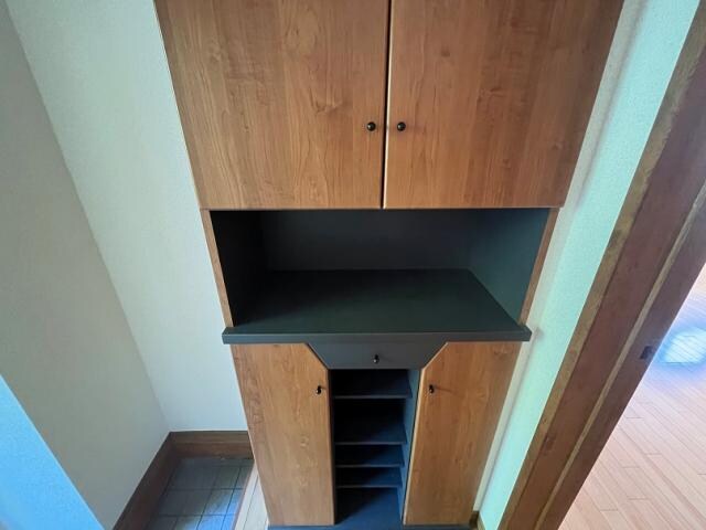 物件内観写真2　(下駄箱)