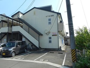 セゾンさつきＢ棟外観写真