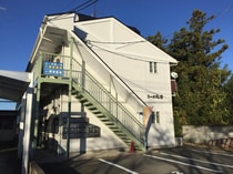 東北新幹線（東北地方） 古川駅 2階建 築35年の外観写真