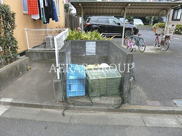 敷地内/建物(敷地内ゴミ置き場)