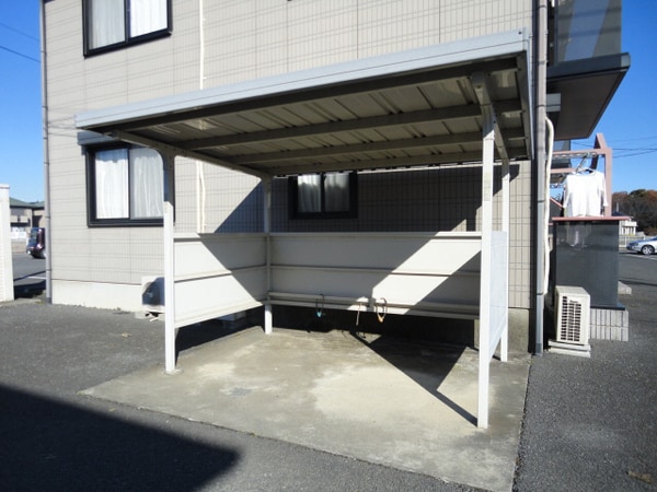 外観(駐輪場です！)