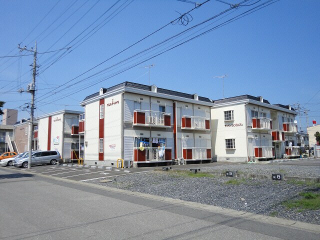 物件外観写真3　(サンシティハイツ全体です！)